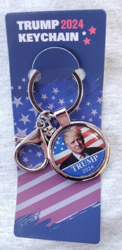 TRUMP 2024 ROUND KEYCHAINS - Image 6